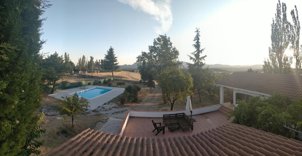 La Casa Del Ingles - Robledillo De La Jara Robledillo de la Jara Exterior foto